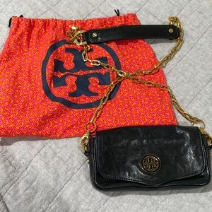 Beautiful small black Tory Burch bag & dust ruffle
